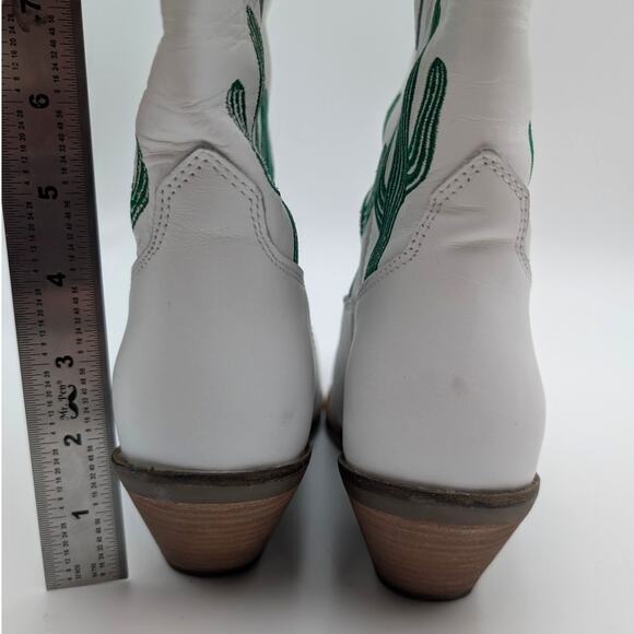 Dingo Pachita Embroidered Graphic Snip Toe Cowboy Boots White Size US6.5M EU37 - Picture 7 of 16